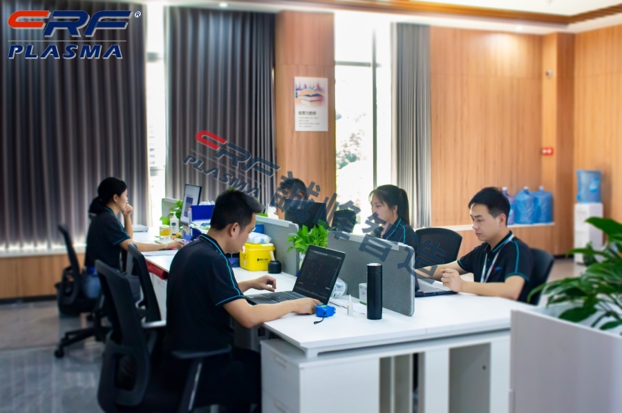 一文了解CRF等離子體清潔機在塑料纖維高分子薄膜等表面處理應用
