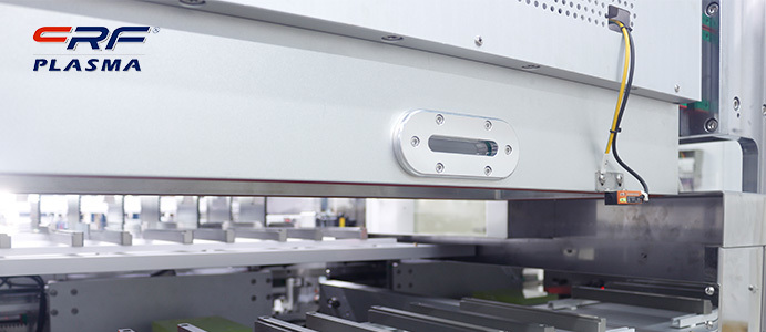 等離子清洗機(jī)廠家如何選擇適合自己行業(yè)的等離子表面處理設(shè)備